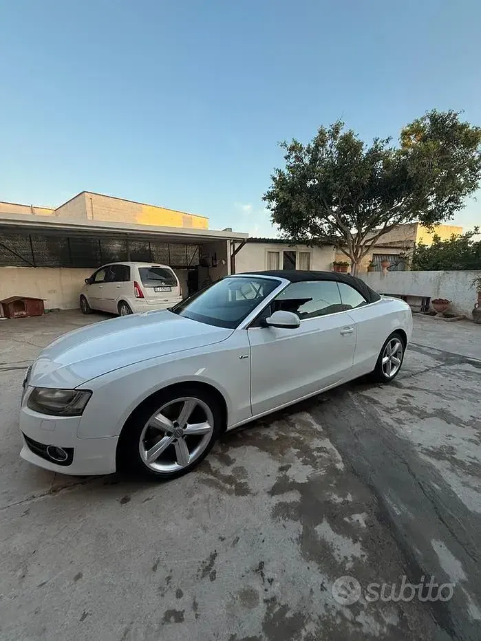 Usata Audi A5 Cabriolet 177 CV (130 kW) 2012 Bianco Cabrio