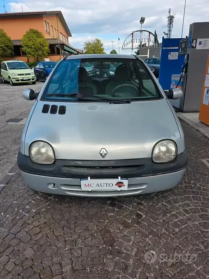 Usata Renault Twingo SE 58 CV (42 kW) 2004 Grigio Utilitaria