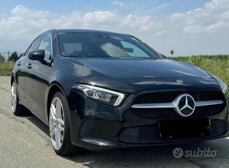 Usata Mercedes A200 Premium 163 CV (119 kW) 2019 Nero Berlina