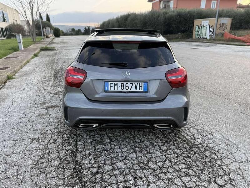 Usata Mercedes A200 Premium 136 CV (100 kW) 2018 Berlina