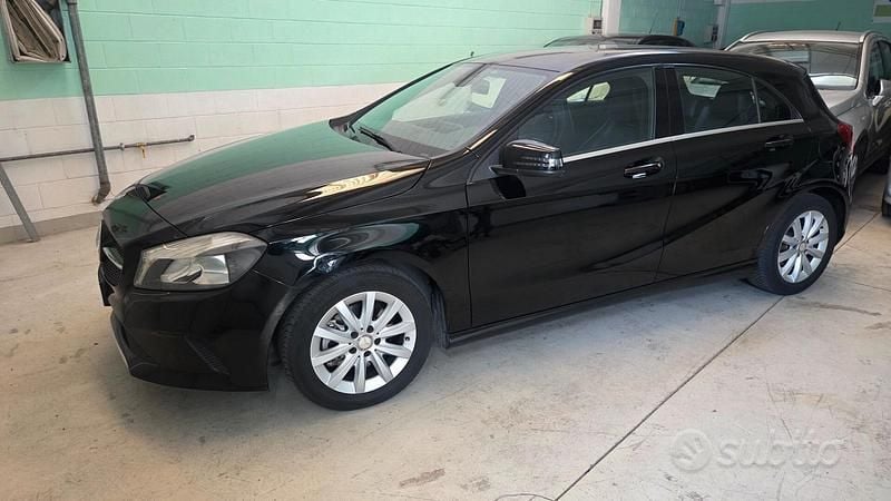 Usata Mercedes A160 Executive 102 CV (75 kW) 2017 Nero Berlina