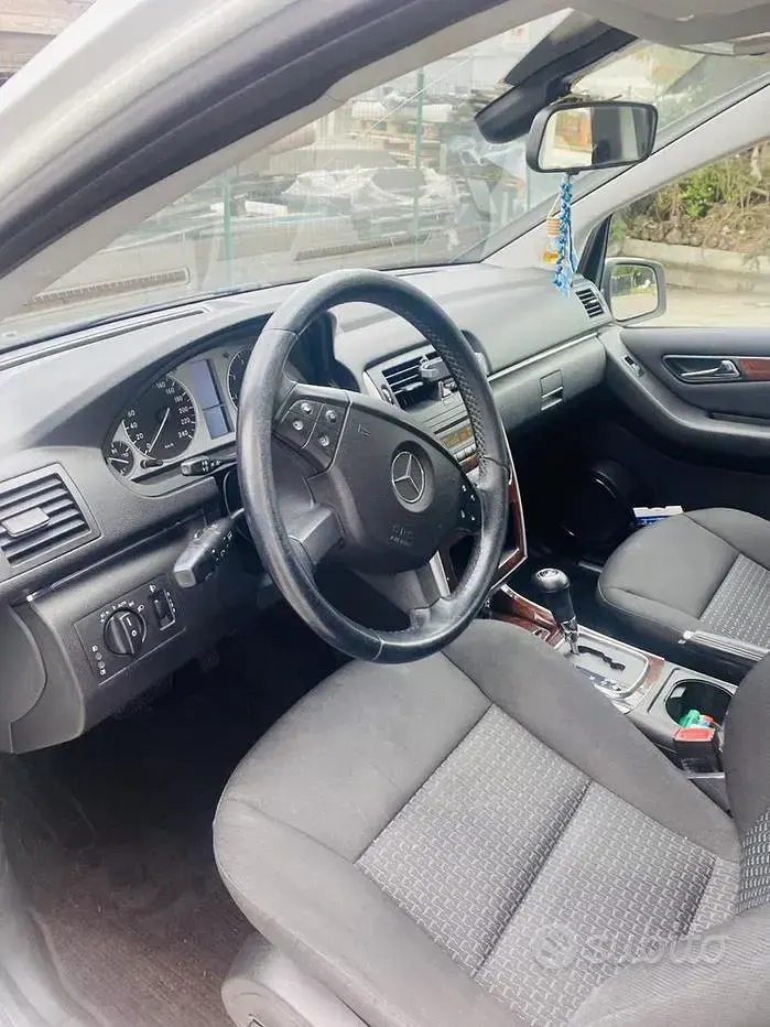 Usata Mercedes B170 116 CV (85 kW) 2008 Bianco Monovolume
