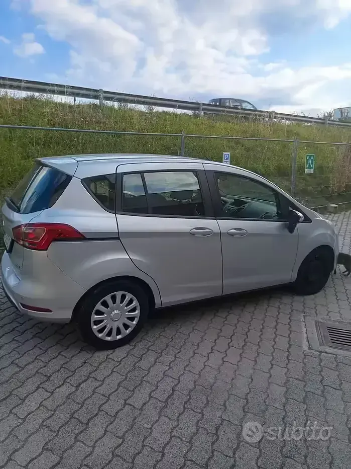 Usata Ford B-MAX 75 CV (55 kW) 2013 Grigio Monovolume
