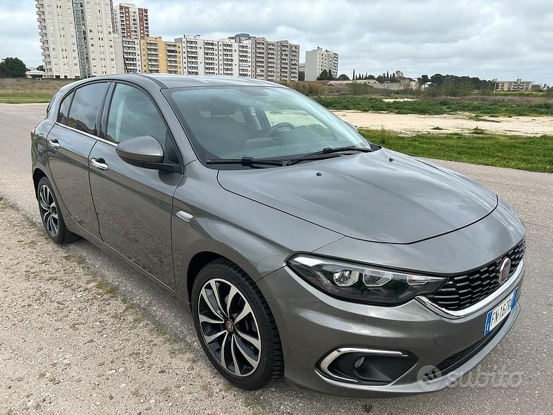 Usata Fiat Tipo Business 95 CV (69 kW) 2018 Grigio Berlina