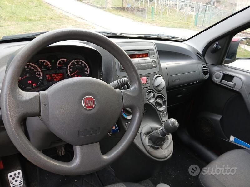 Usata 2013 Fiat Panda 4x4 Due volumi | 6500 € (Ottimo prezzo) - Immagine 1/4