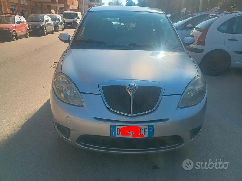 Usata Lancia Ypsilon 59 CV (43 kW) 2008 Grigio Utilitaria