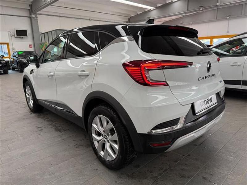 Usata Renault Captur Intens 145 CV (106 kW) 2022 Bianco SUV