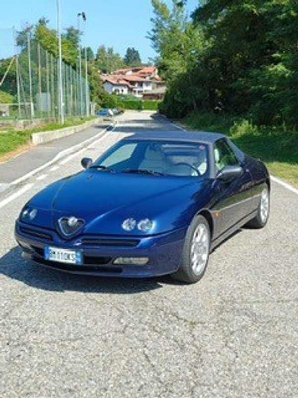 Usata Alfa Romeo Spider 155 CV (114 kW) 2000 Blu/azzurro Cabrio