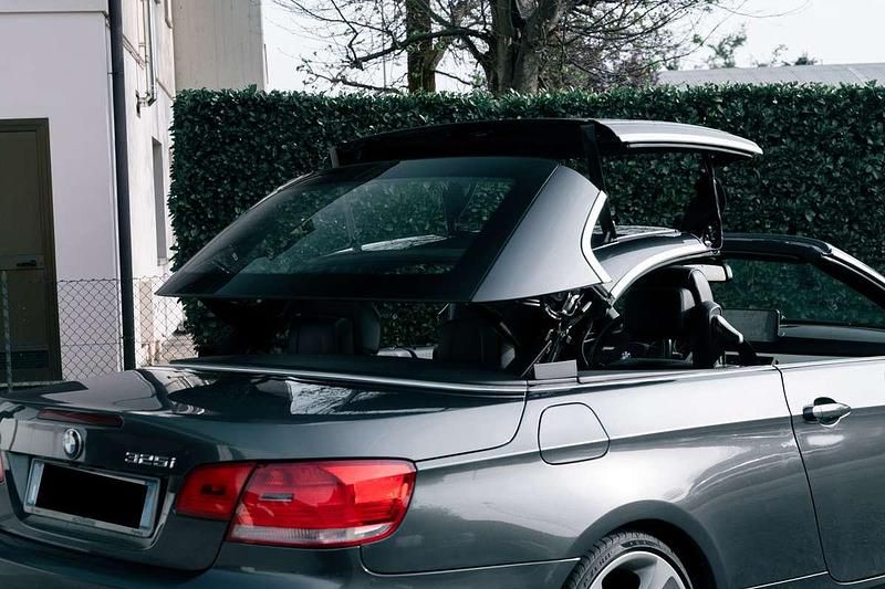 Usata BMW 325 Cabriolet Comfort Edition 218 CV (160 kW) 2007 Grigio Cabrio
