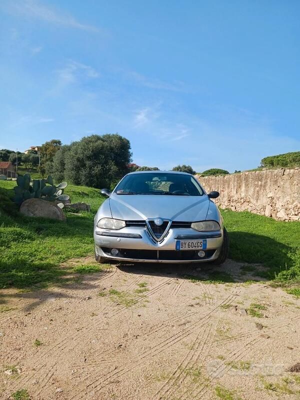 Grigio Usata 2002 Alfa Romeo 156 Station wagon | 898 € (Ottimo prezzo) - Immagine 1/4