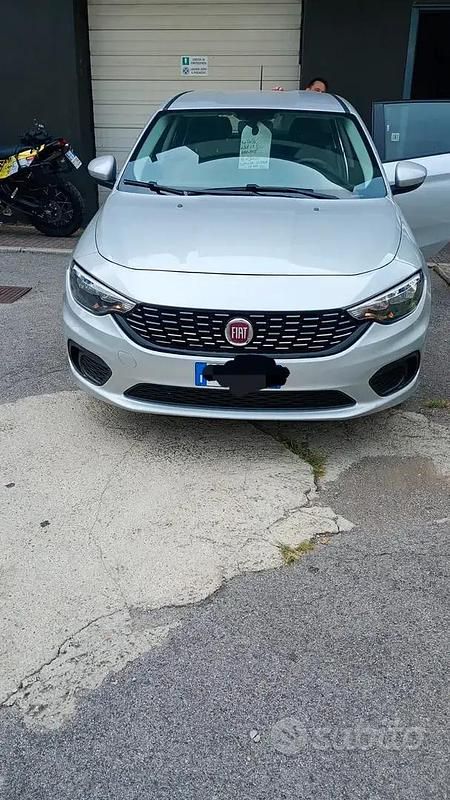 Usata Fiat Tipo Business 95 CV (69 kW) 2019 Grigio Station wagon