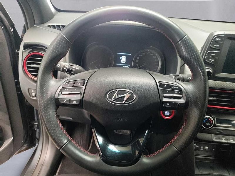 Usata Hyundai Kona Xpossible 136 CV (100 kW) 2019 Grigio SUV