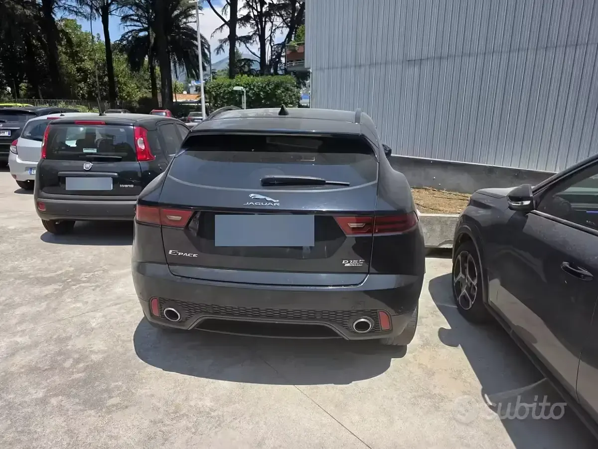 Usata Jaguar E-Pace R-Dynamic 179 CV (131 kW) 2018 Nero SUV