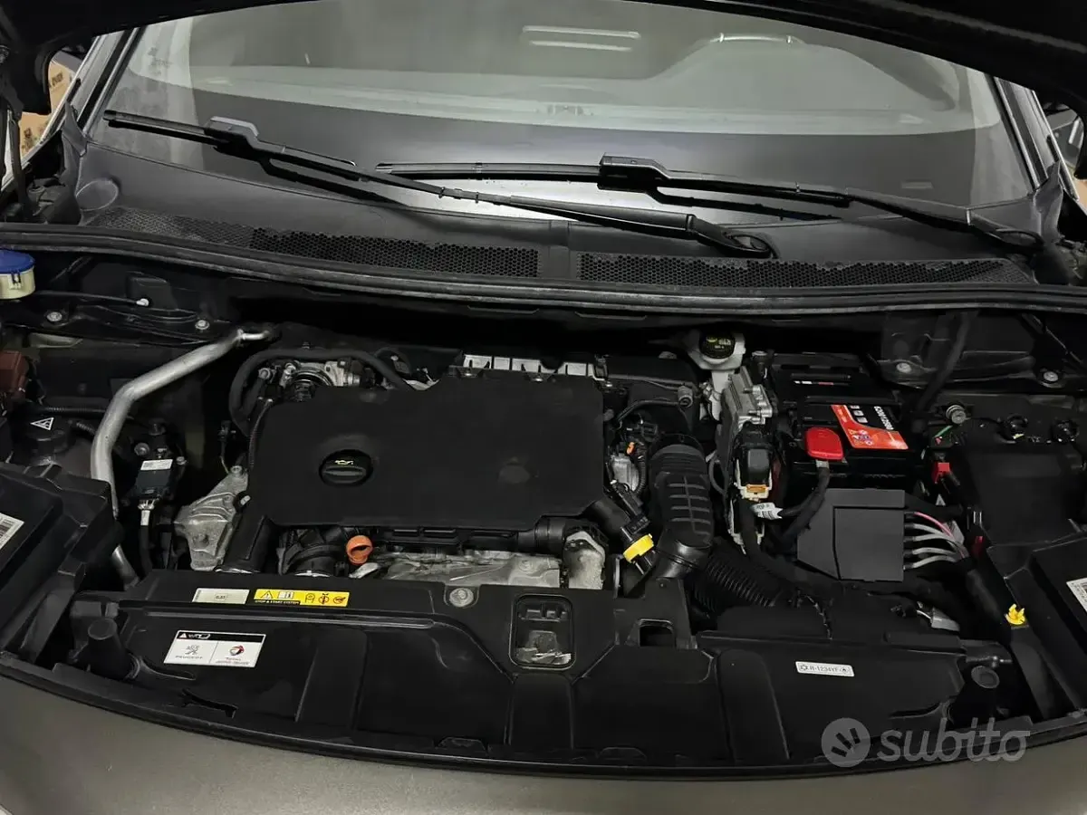 Usata Peugeot 3008 GT-line 131 CV (96 kW) 2019 Grigio SUV