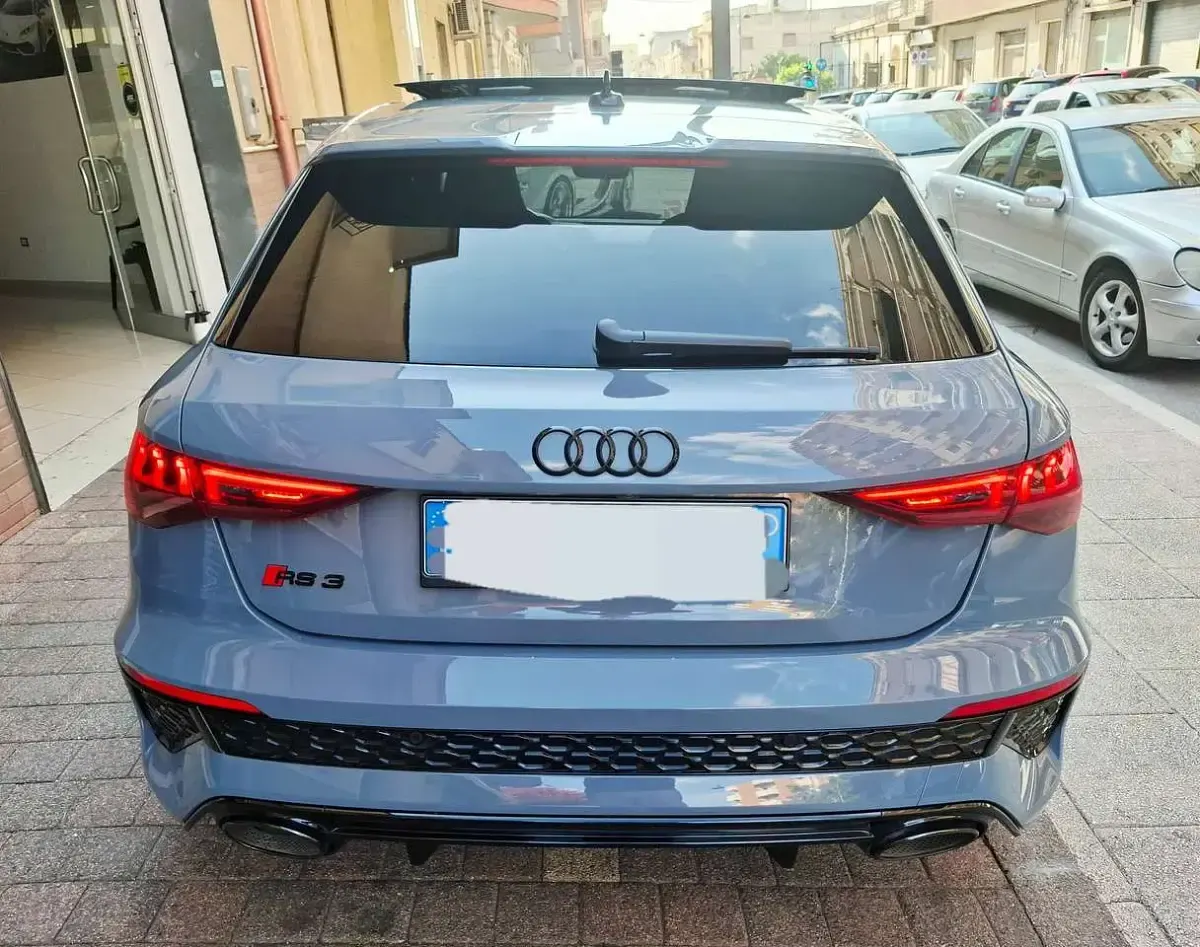 Usata Audi RS3 Ambiente 400 CV (294 kW) 2022 Grigio Berlina