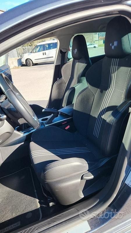 Usata Renault Mégane GrandTour GT-Line 110 CV (80 kW) 2017 Station wagon