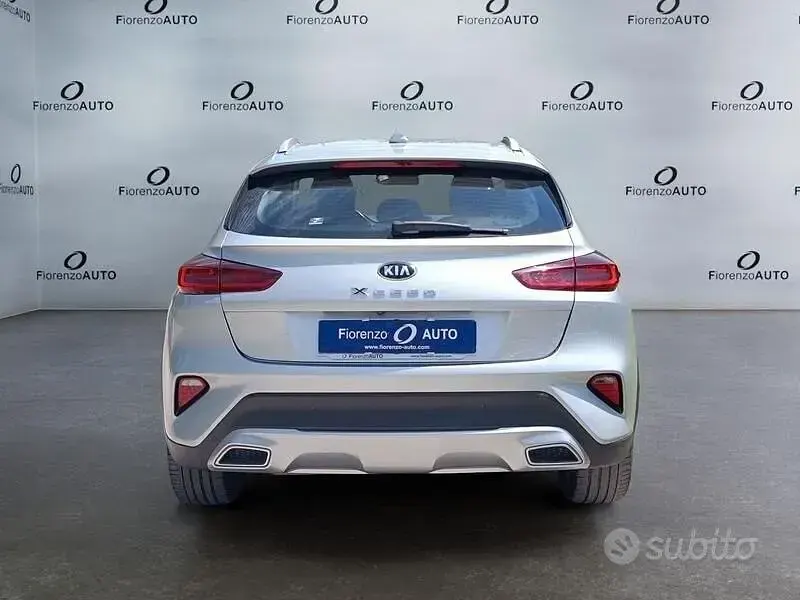 Usata Kia XCeed Style 115 CV (84 kW) 2021 Grigio SUV