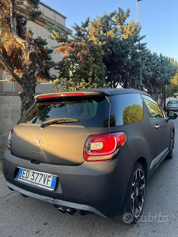 Usata Citroën DS3 120 CV (88 kW) 2010 Nero Utilitaria