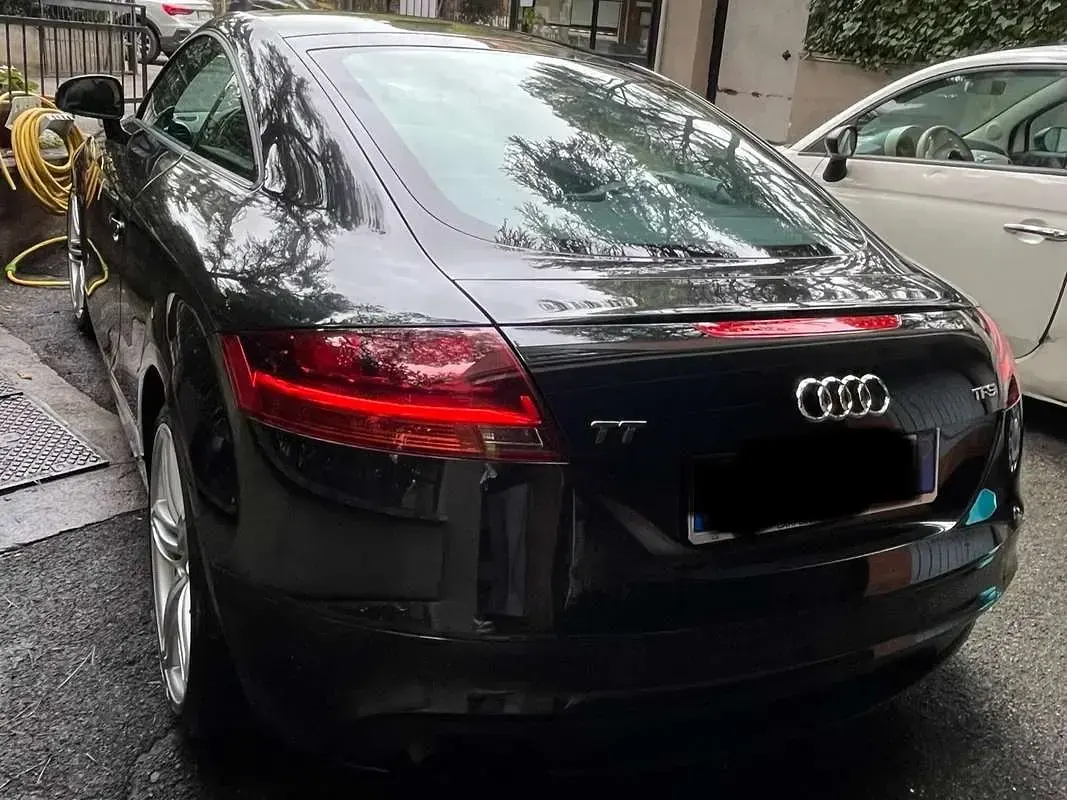 Second-hand Audi TT Advanced Plus 160 CP (117 kW) 2011 Negru Coupe