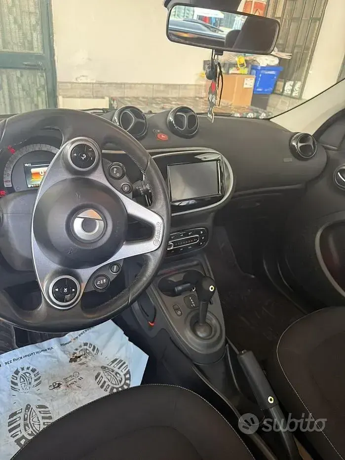 Usata Smart ForFour 90 CV (66 kW) 2018 Grigio Utilitaria