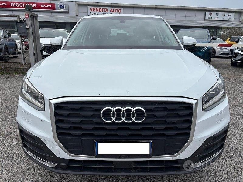 Usata Audi Q2 Design 116 CV (85 kW) 2017 Bianco SUV