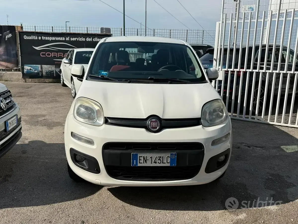 Usata Fiat Panda Lounge 85 CV (62 kW) 2012 Bianco Utilitaria