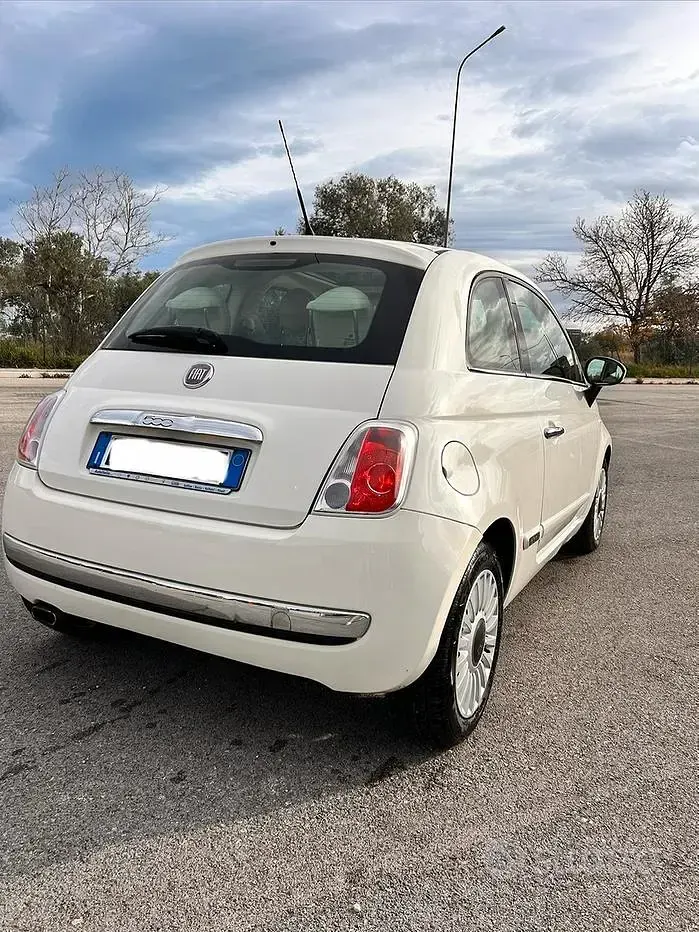 Usata Fiat 500 95 CV (69 kW) 2011 Bianco