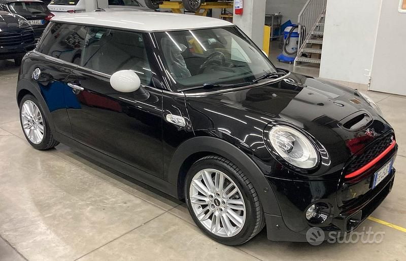 Usata Mini Cooper SD Business 170 CV (125 kW) 2016 Nero Utilitaria