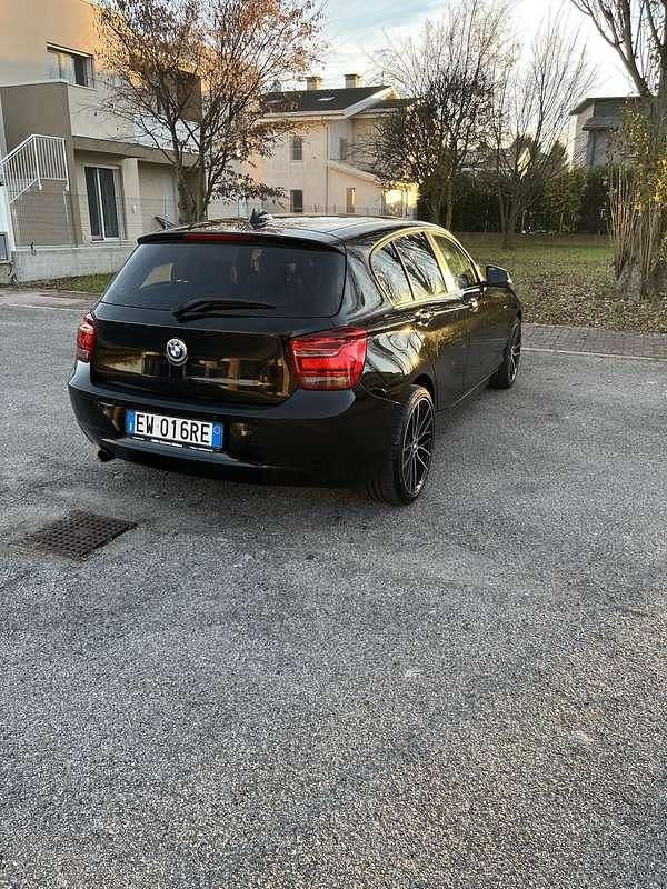 Usata BMW 116 Sport Line 116 CV (85 kW) 2014 Utilitaria