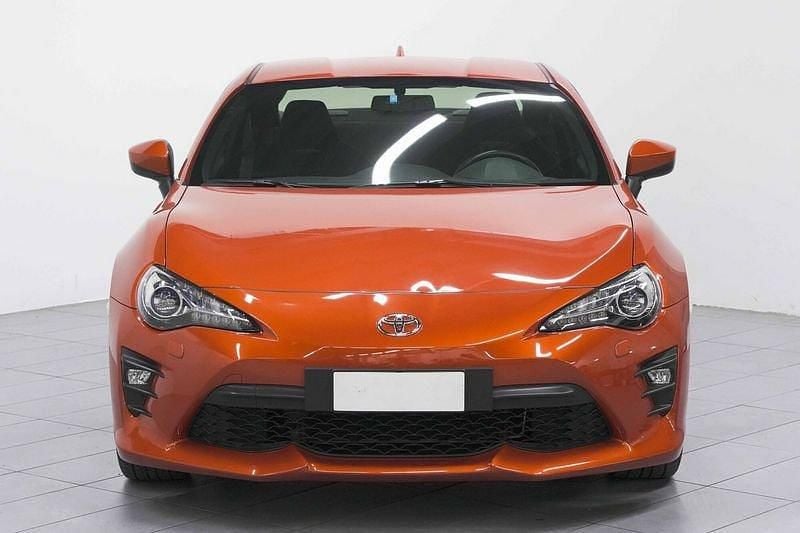 Usata Toyota GT86 GT 200 CV (147 kW) 2017 Arancione Coupé
