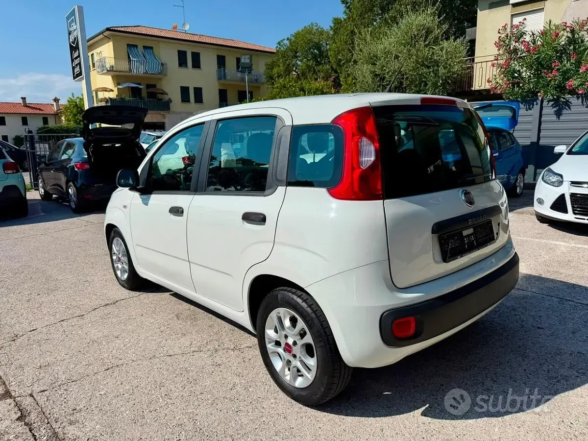 Usata Fiat Panda 69 CV (50 kW) 2015 Bianco Utilitaria