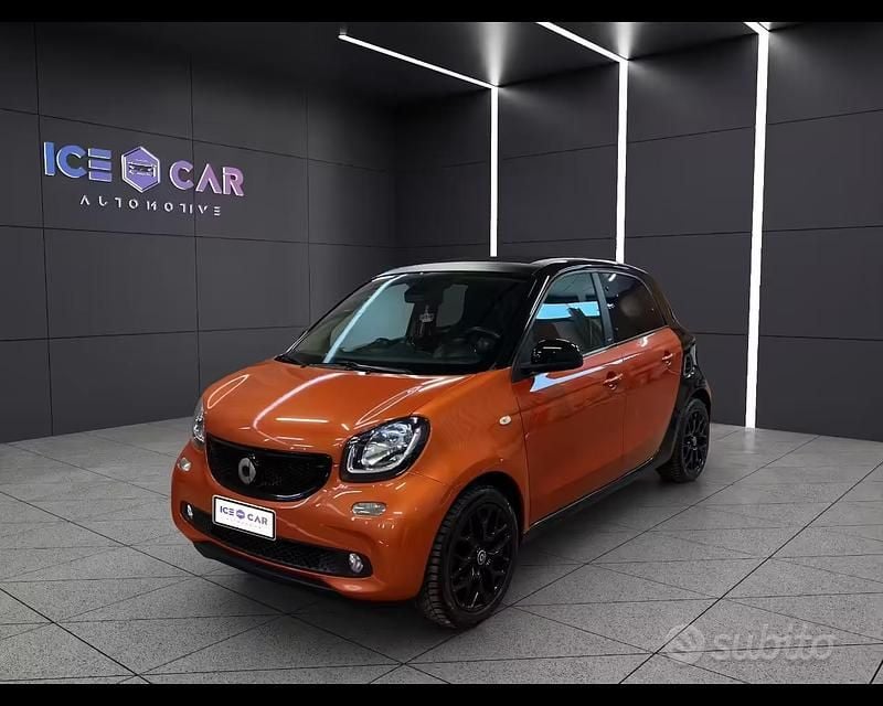 Usata Smart ForFour Prime 90 CV (66 kW) 2017 Giallo Utilitaria