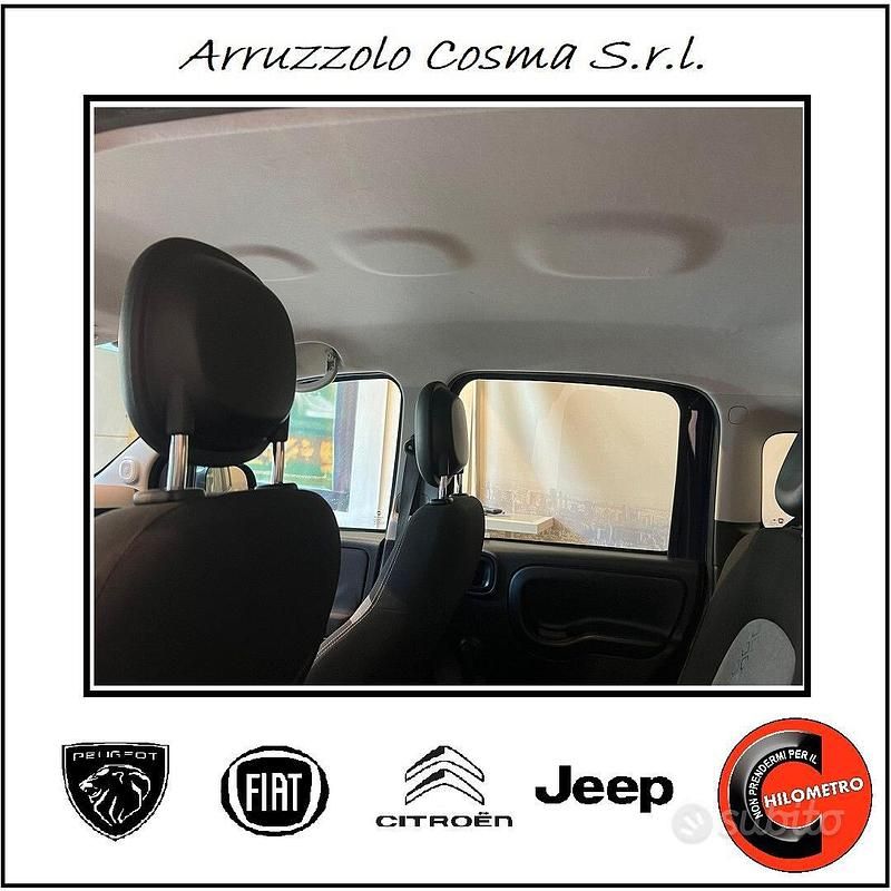 Usata Fiat Panda Lounge 69 CV (50 kW) 2017 Blu Utilitaria