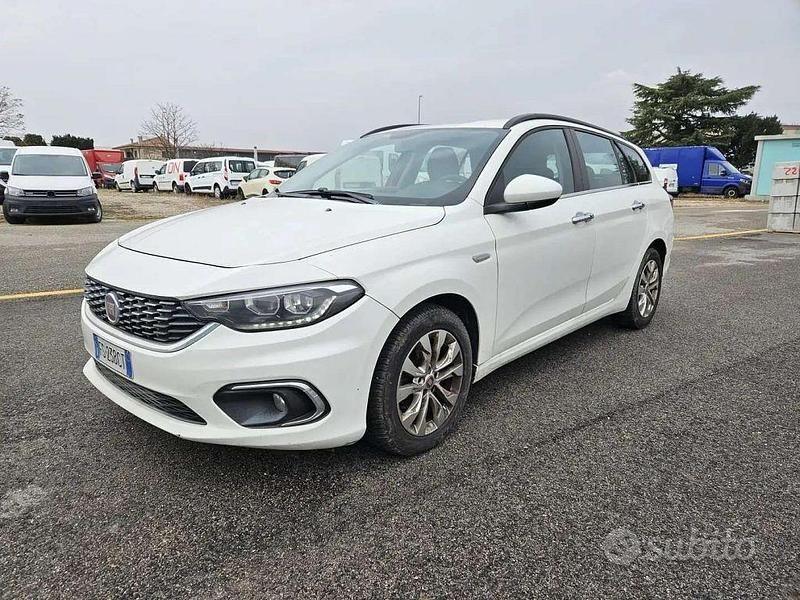 Usata Fiat Tipo Business 120 CV (88 kW) 2018 Bianco Station wagon