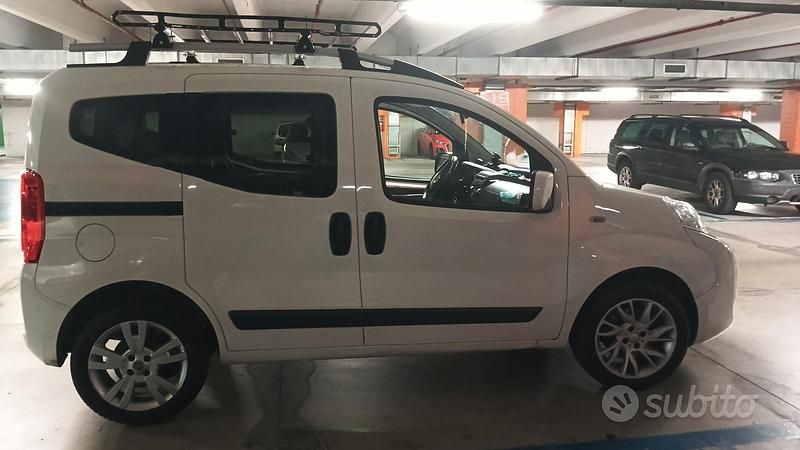 Usata Fiat Qubo Trekking 95 CV (69 kW) 2014 Bianco Monovolume