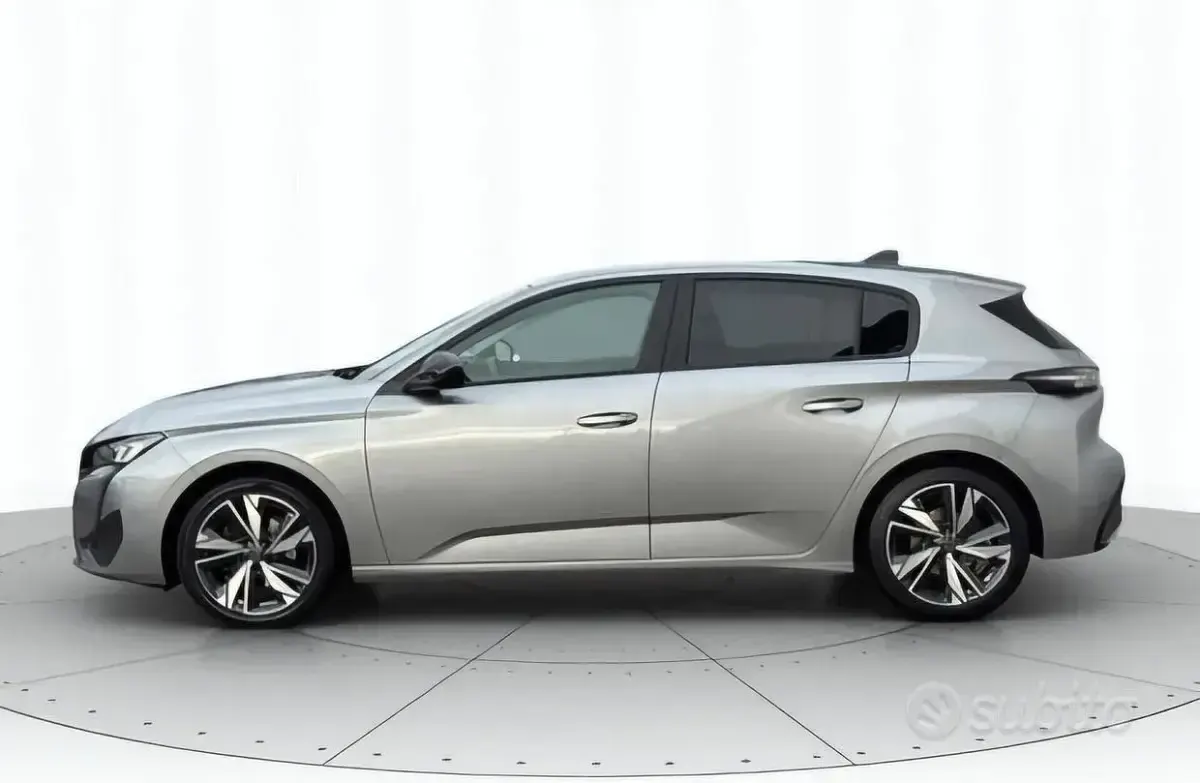 Usata Peugeot 308 Allure 131 CV (96 kW) 2023 Grigio Berlina