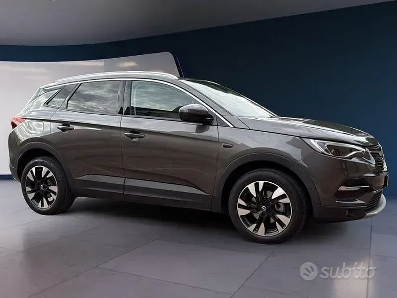 Usata Opel Grandland X Ultimate 131 CV (96 kW) 2018 Grigio SUV