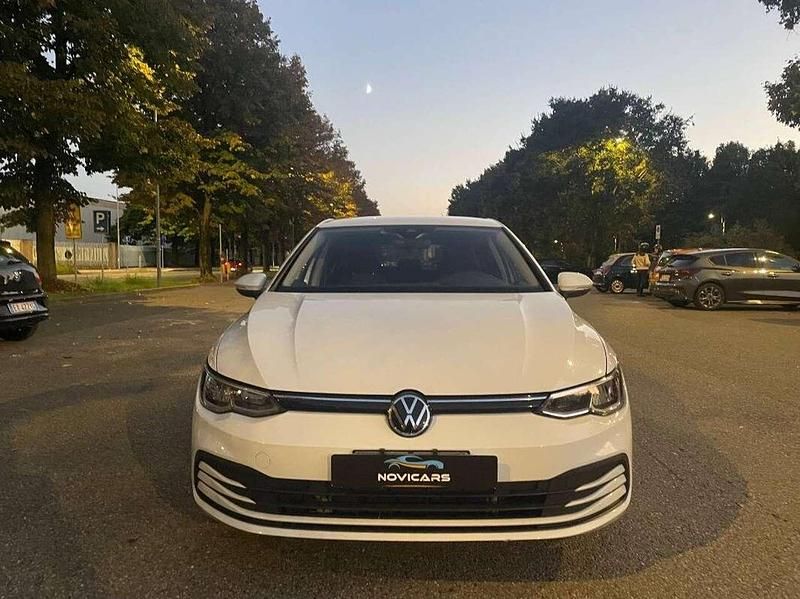 Usata VW Golf VIII Life 150 CV (110 kW) 2020 Bianco Berlina