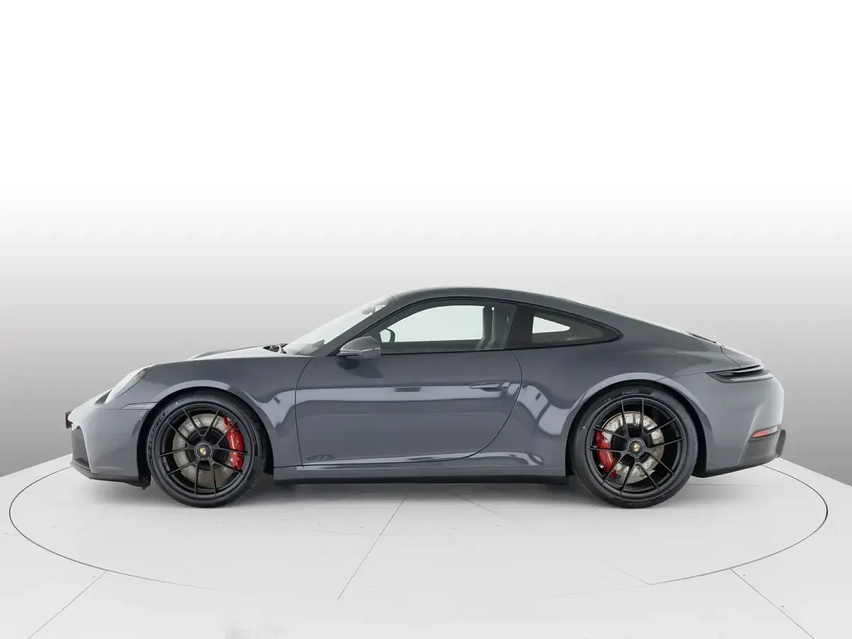 Nuova Porsche 911 Carrera 4 GTS 2026 Grigio ardesia neo Coupé
