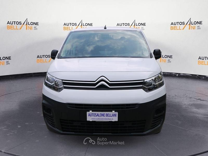 Usata Citroën Berlingo 101 CV (74 kW) 2024 Bianco Monovolume