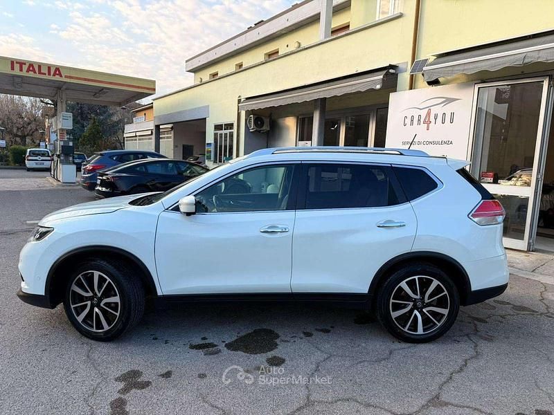 Gebraucht Nissan X-Trail Tekna 131 PS (96 kW) 2016 Weiß SUV