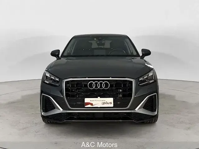Usata Audi Q2 S-Line 150 CV (110 kW) 2025 Grigio SUV