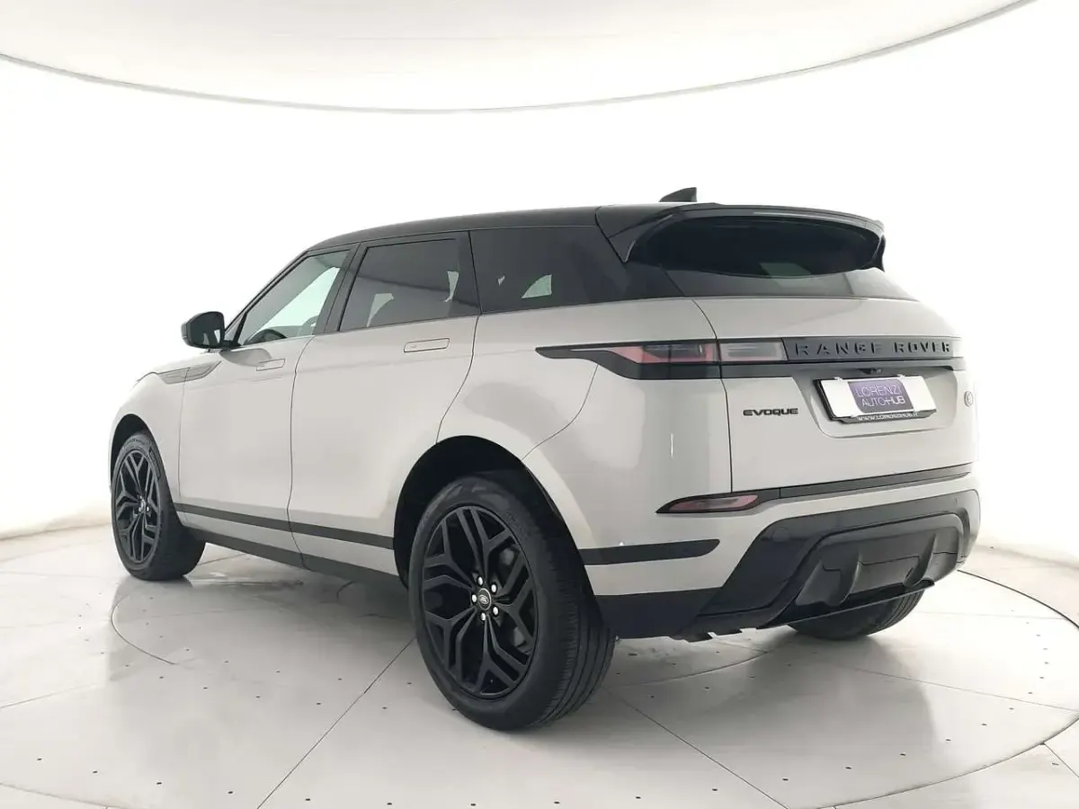 Usata Land Rover Range Rover evoque SE 163 CV (119 kW) 2022 Argento e tetto nero SUV