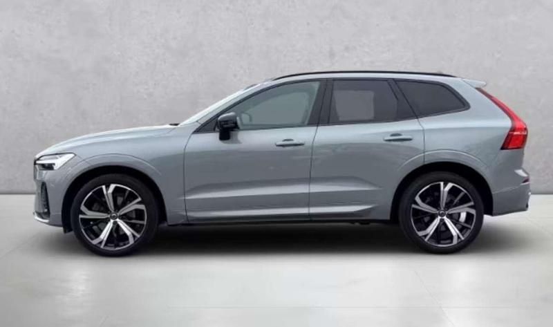 Usado Volvo XC60 Plus 197 HP (144 kW) 2023 Cinzento SUV