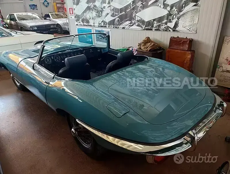 Usata Jaguar E-Type 265 CV (194 kW) 1960 Blu Cabrio