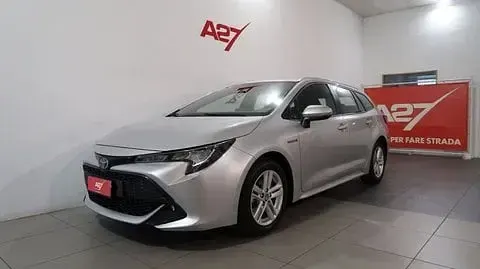 Usata Toyota Corolla Style 122 CV (89 kW) 2021 Argento Station wagon