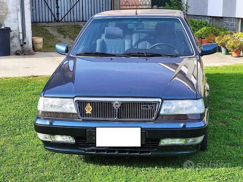 Usata Lancia Thema 147 CV (108 kW) 1989 Blu Berlina