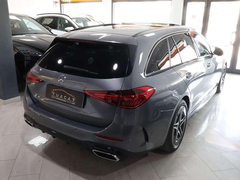 Usata Mercedes C300e AMG Line Premium 313 CV (230 kW) 2025 Grigio Station wagon