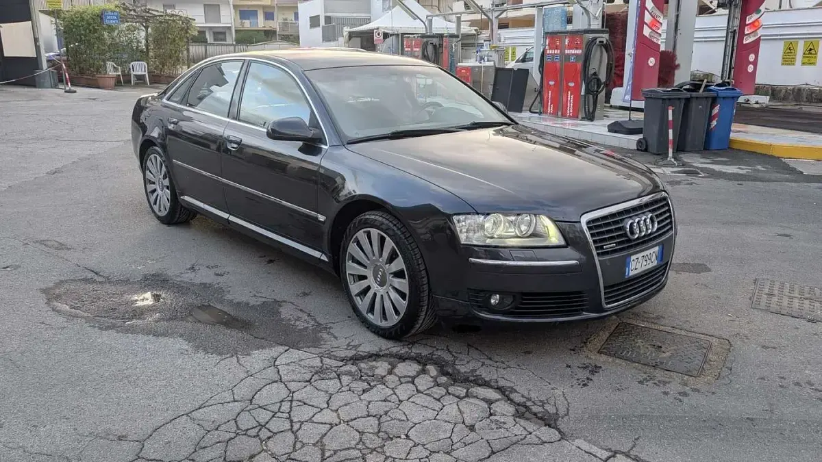Usata Audi A8 233 CV (171 kW) 2006 Berlina