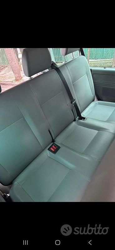 Usata VW Caravelle 150 CV (110 kW) 2018 Grigio Furgone